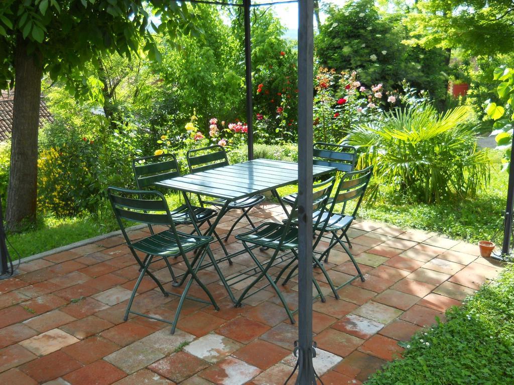 Tenuta Calabiana Диано-д'Альба Номер фото